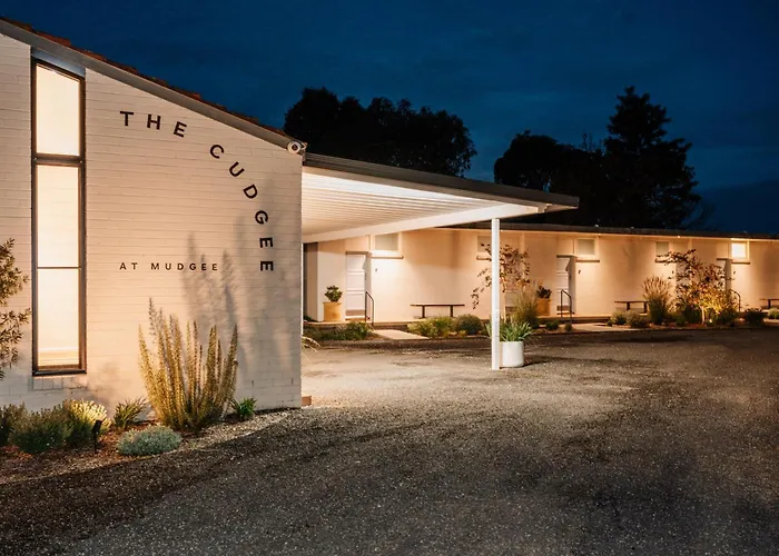 Pets Allowed Hotel Cudgee At Mudgee